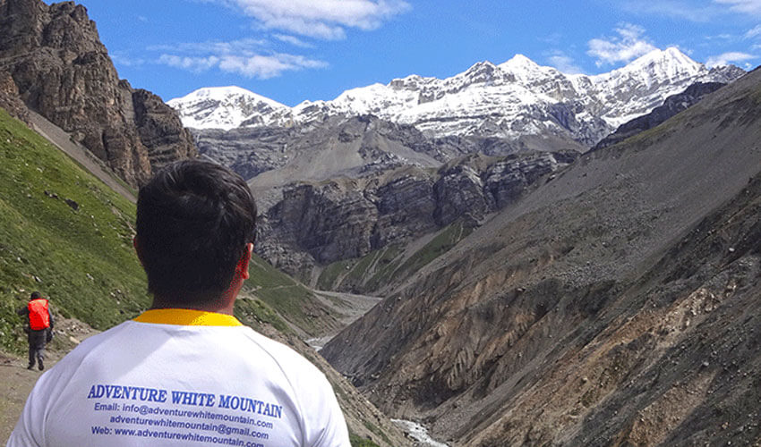 Annapurna circuit trekking