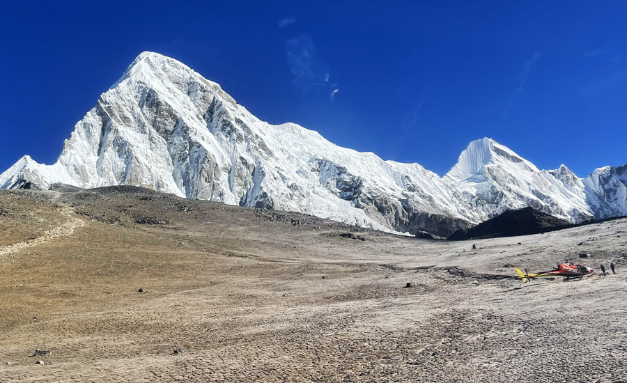Everest base camp trek with helicopter return