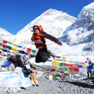 helicopter tour to everest