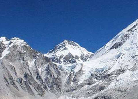 How far is the Everest Base Camp Trek